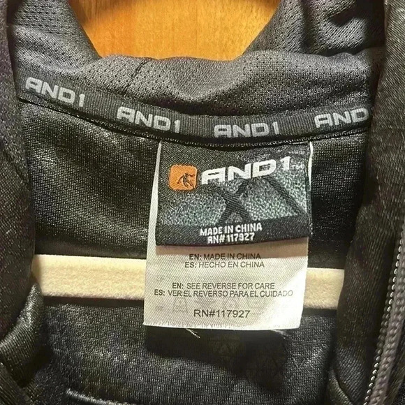 AND1 Hooded jacket size XL - Picture 2 of 7